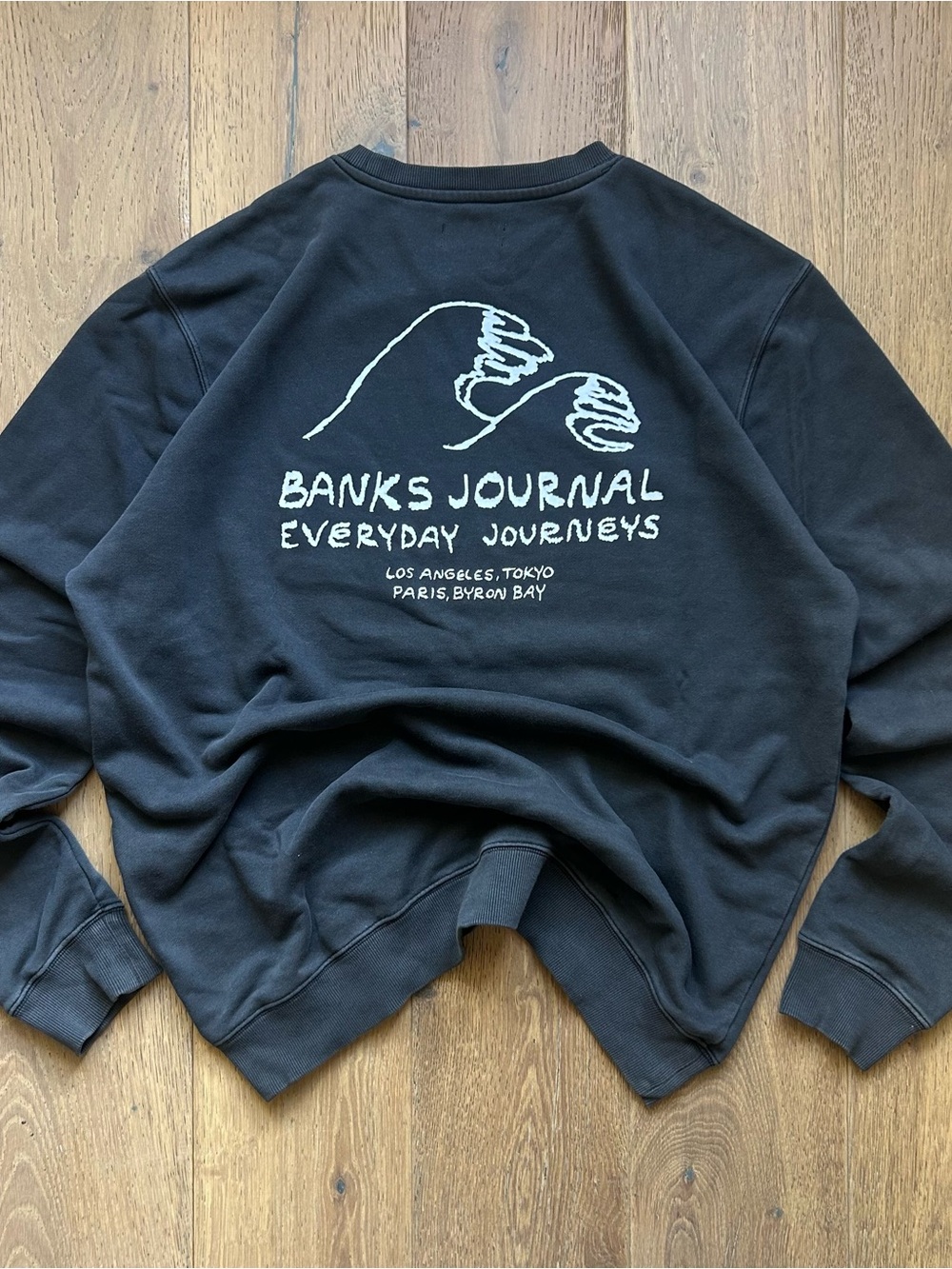 Banks Journal Vintage Black Palm Tree Beach Wave Crewneck Sweatshirt
